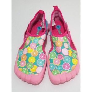 NEWTZ GIRLS WATER SHOES FOOT THEME SIZE 4-5 PINK VACATION POOL BEACH CITRUS